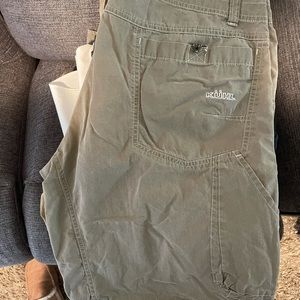 Men’s Kuhl shorts